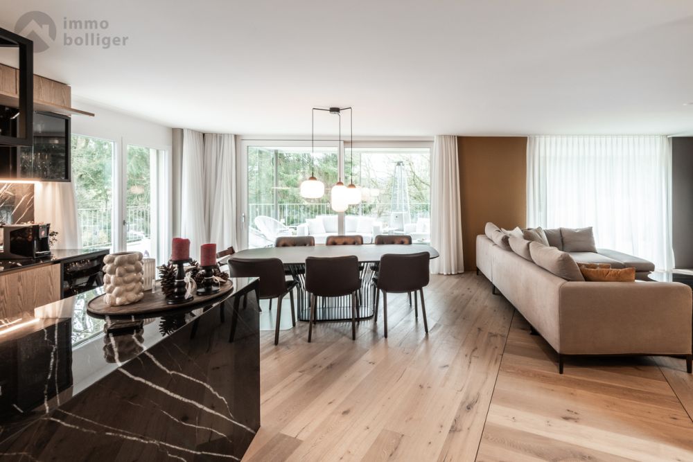 Einzigartiges Design, exklusiver Komfort und Ausblick in die Natur - Bild 1