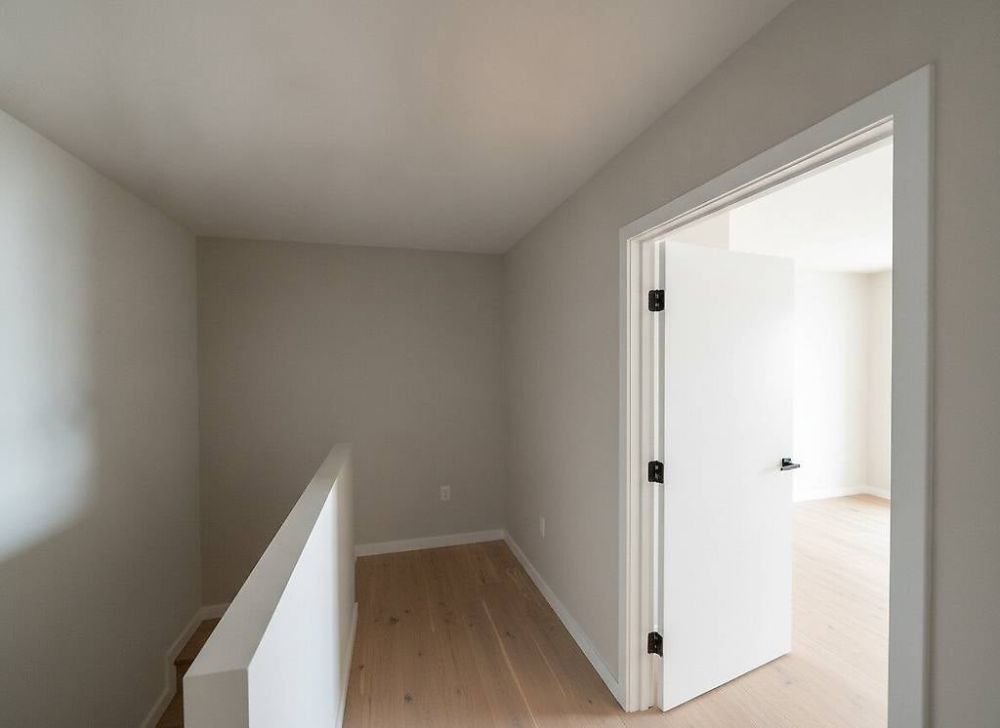 BELLISSIMO DUPLEX 3.5 LOCALI DI NUOVA COSTRUZIONE A BISSONE -  Bild 4