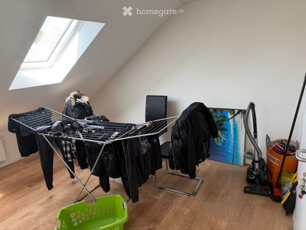 Schöne Dachwohnung in Winterthur/Seuzach für Besichtigung bei mir melden -  Bild 4
