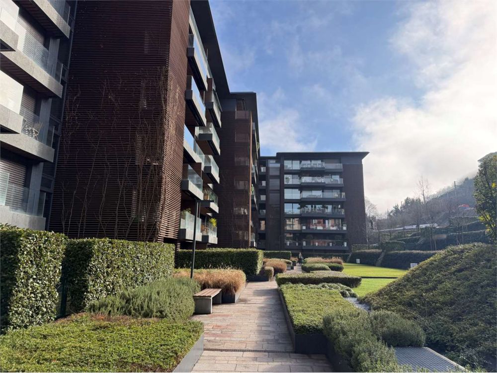 Esclusivo attico di lusso con vista lago - Bild 10