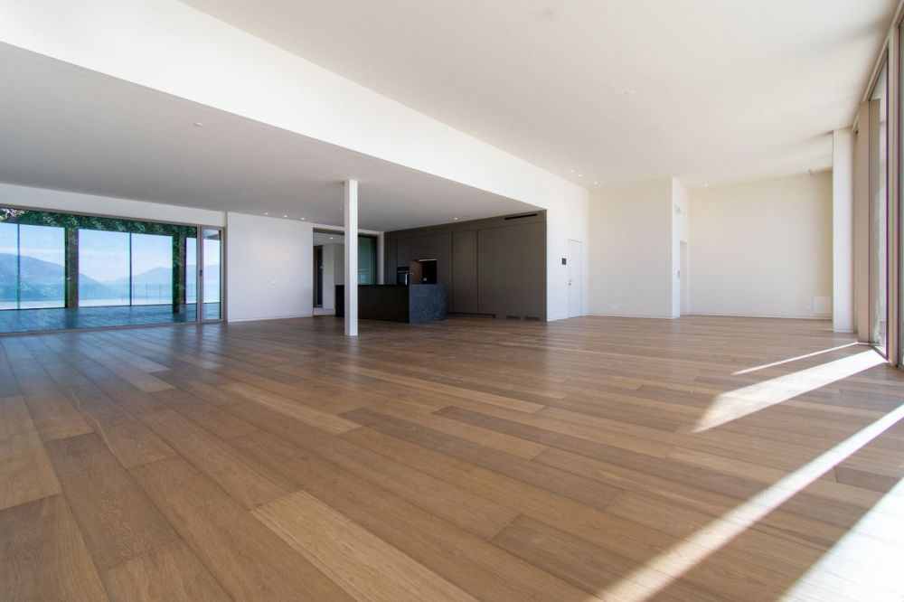 LUXURY PENTHOUSE WITH AMAZING LAKE VIEW -  Bild 3