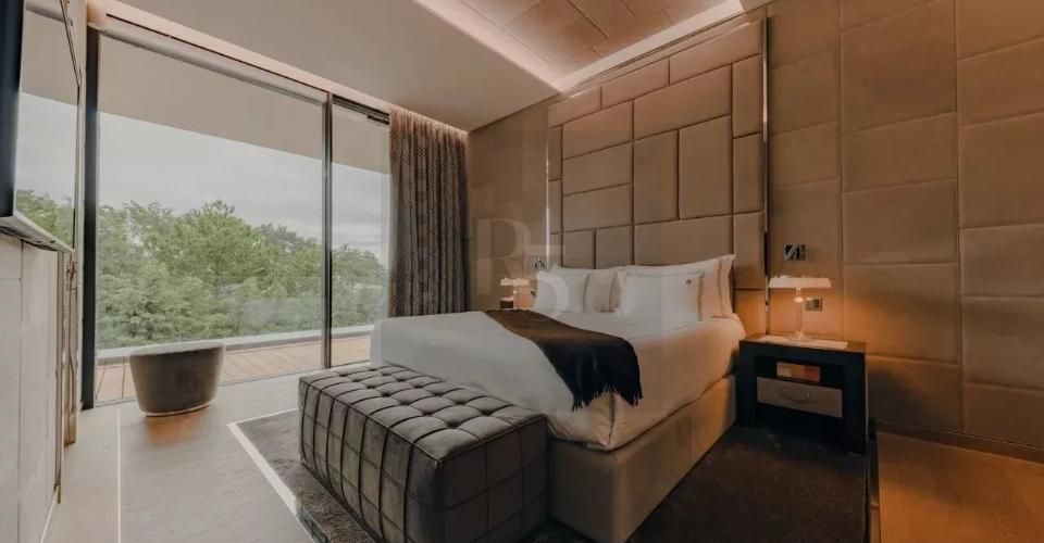 Grande Villa ? Retraite contemporaine ultra-privée aux portes de Genèv - Villa 20 pièces - image - 11