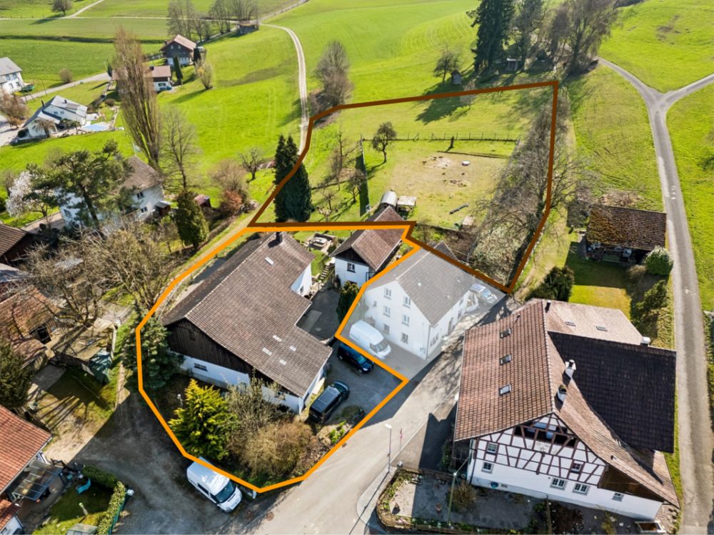 Ländlich gelegenes Grundstück zur Überbauung nur 15 Minuten vom Flughafen Zürich -  Bild 2