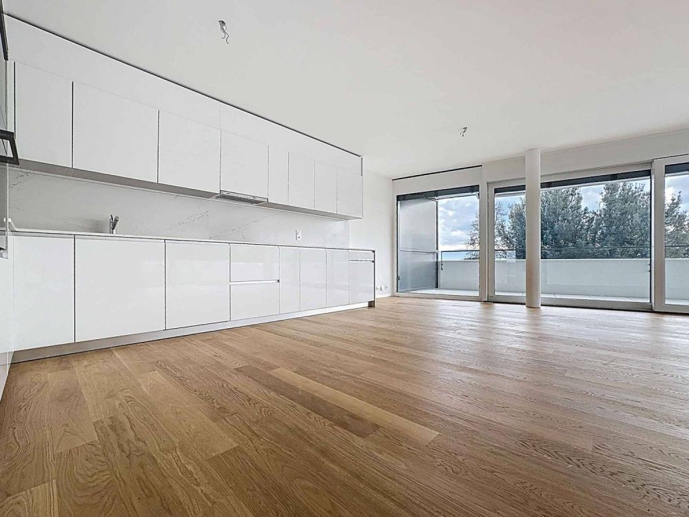 Neue 4.5-Zimmer-Wohnung mit überdachtem Balkon -  Bild 1