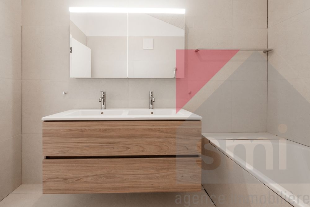 Neue 5-Zimmer-Villa mit 50m2 Wohnbereich! - salle de bains