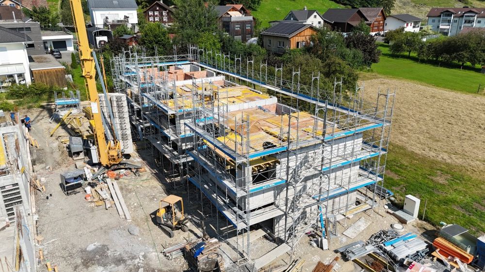 Neubau: Modernes Reiheneinfamilienhaus in Sax zu kaufen - Vogelperspektive