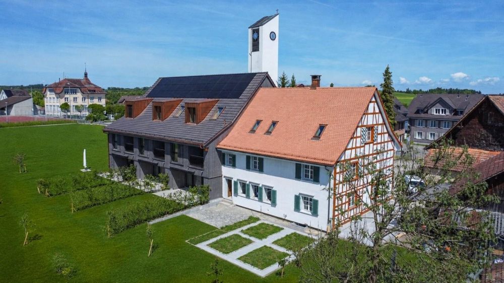 Modernes Reiheneinfamilienhaus beim Meierhof - Aussenansicht 