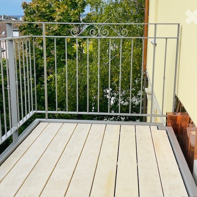 Seefeld Neubau-Wohnung mit 2 Balkonen -  Bild 2