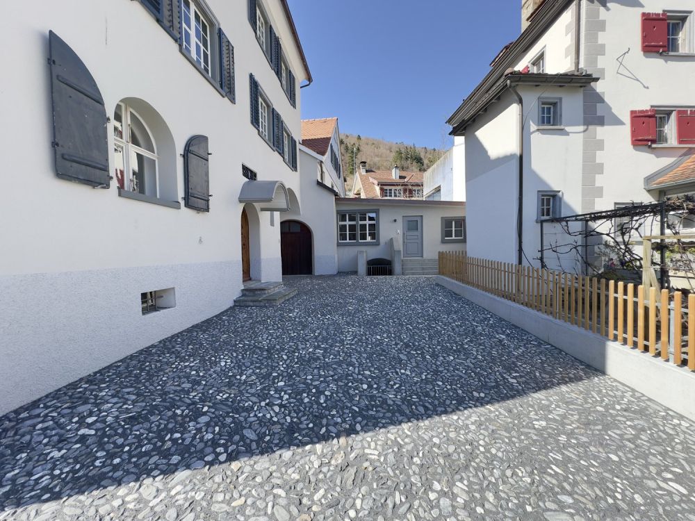 Villa am Kirchweg - kernsaniertes Herrschaftshaus mit 4 neuen Wohnunge - Bild 2