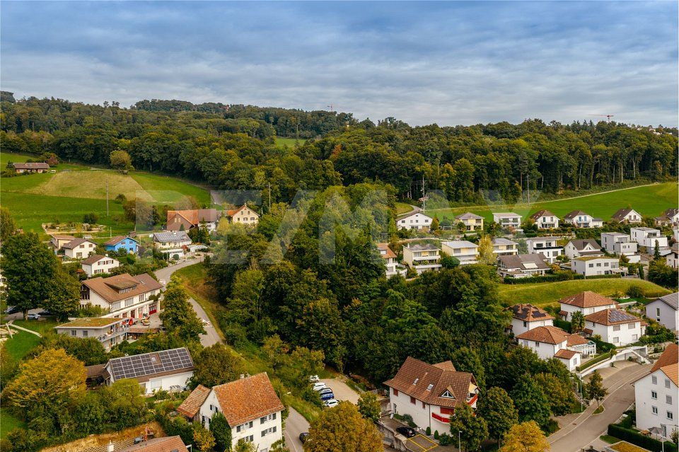 Letztes Haus verfügbar!  6.5-Zimmer-Doppelhaushälfte im Neubau -  Bild 6
