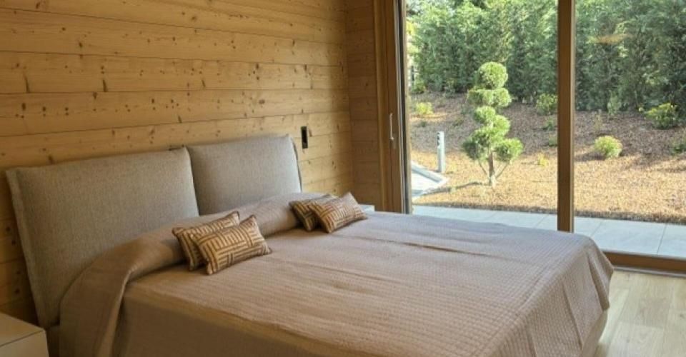 Magnifique Chalet Prestige: le golf en voisin, les Alpes en horizon. - Chalet - image - 8