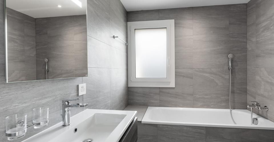 Duplex neuf de 5.5 pièces avec terrasse de 75 m² et vue dégagée - Appartement 5.5 pièces - image - 7