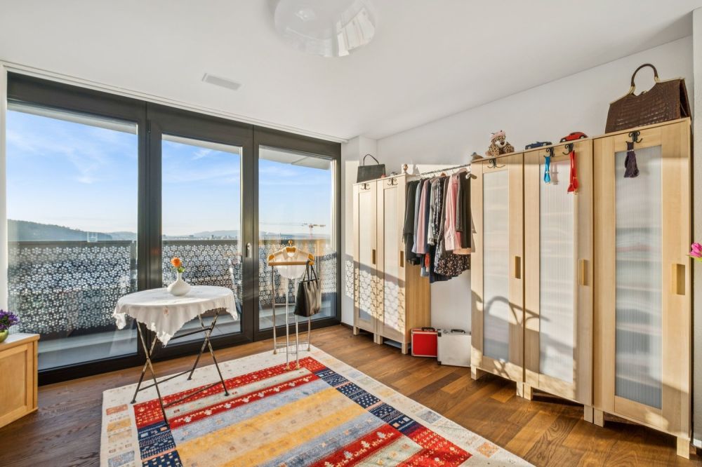 Exklusive Eigentumswohnung mit Panoramaaussicht im 23. Stock des Hauses C der Three Point-Wohntürme -  Bild 10