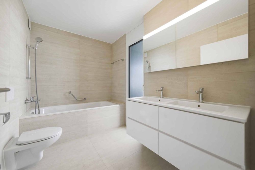 Neue Wohnung mit hohem Standard - 5,5 Zimmer in Ecklage mit Terrasse und privatem Garten -  Bild 5