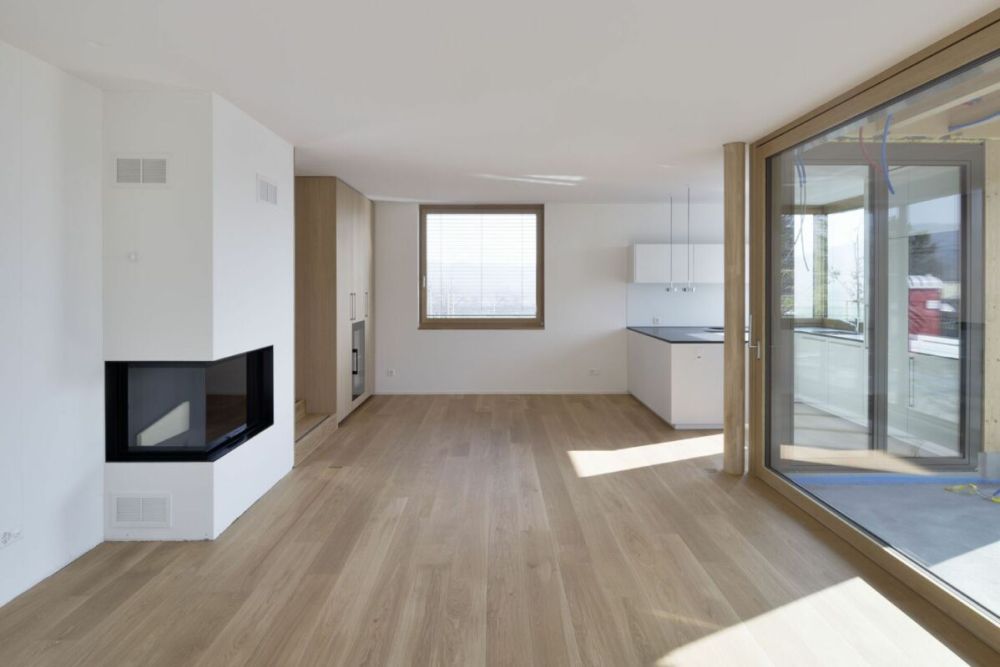 Luxuriöse 6.5-Zimmer-Villa mit herrlichem Garten, Poolanlage und Koi-Teich - Bild 8