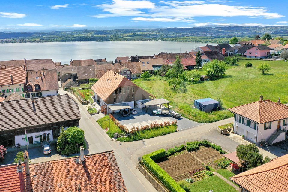 Accès privatif par ascenseur; Dernier étage; 4.5p 135 m²; Jardin 103 m² à Vallamand -  Bild 6