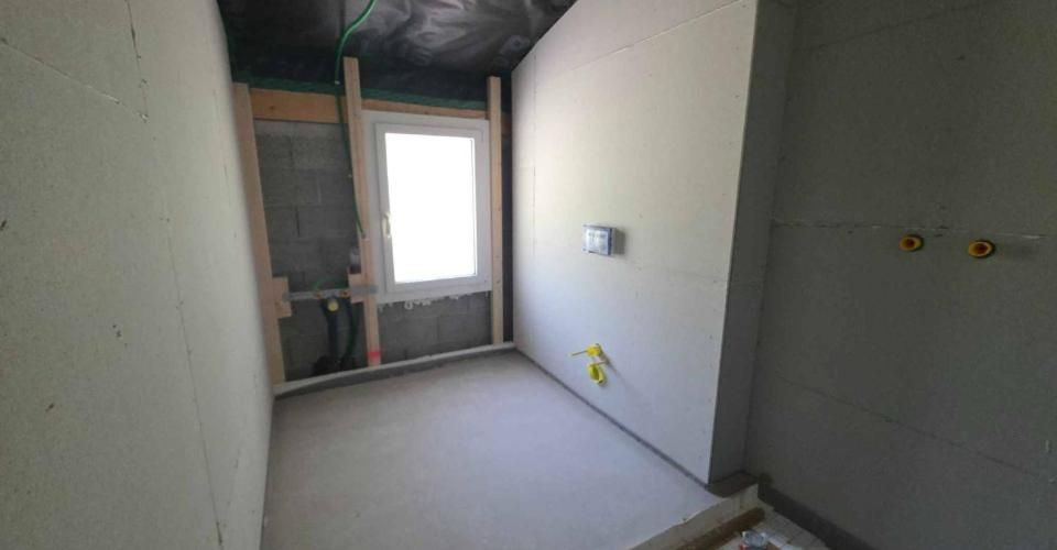 Maison mitoyenne de 4.5 pièces avec grand jardin - Maison contiguë 4.5 pièces - image - 9