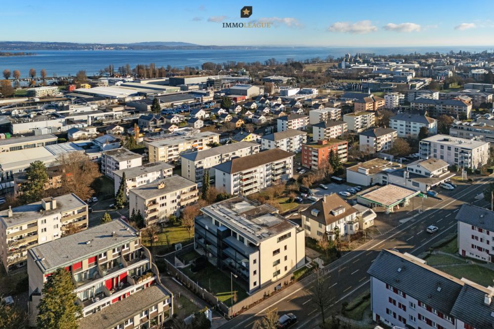 Exklusive Attikawohnung mit grosszügigen Sonnenterrassen. - Zentrale Lage & hervorragende Infrastruktur.