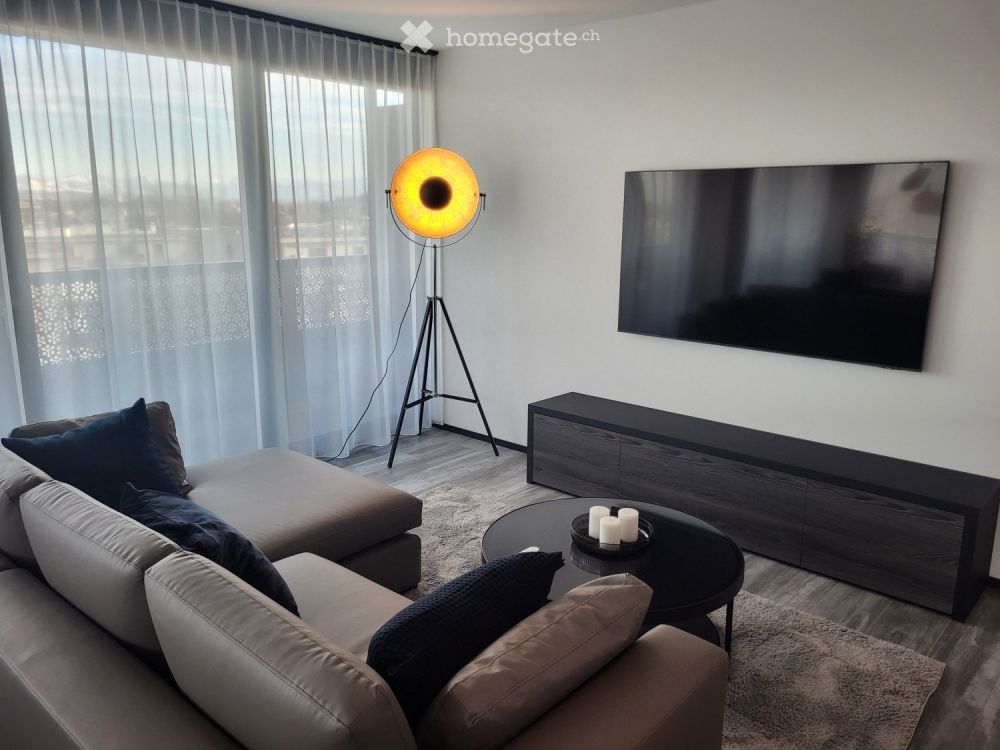 SCHÖNE, MODERNE & KOMPLETT MÖBLIERTE 2 1/2 ZIMMER-NEUBAUWOHNUNG IN STETTBACH AB SOFORT ZU VERMIETEN -  Bild 5