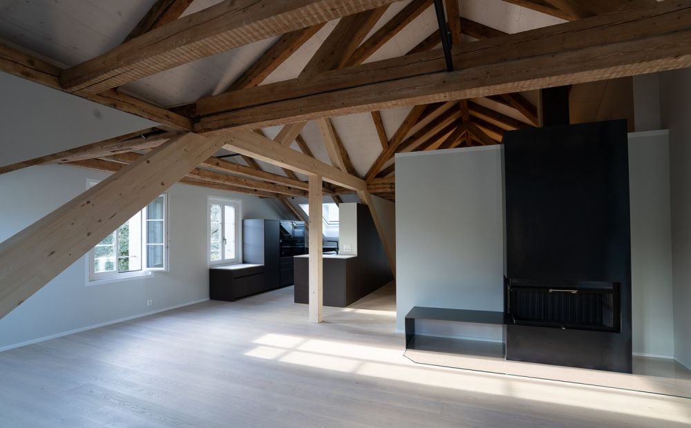 moderne 3 ½ Zimmer Dachwohnung an bester Lage in Brunnen SZ - Bild 3