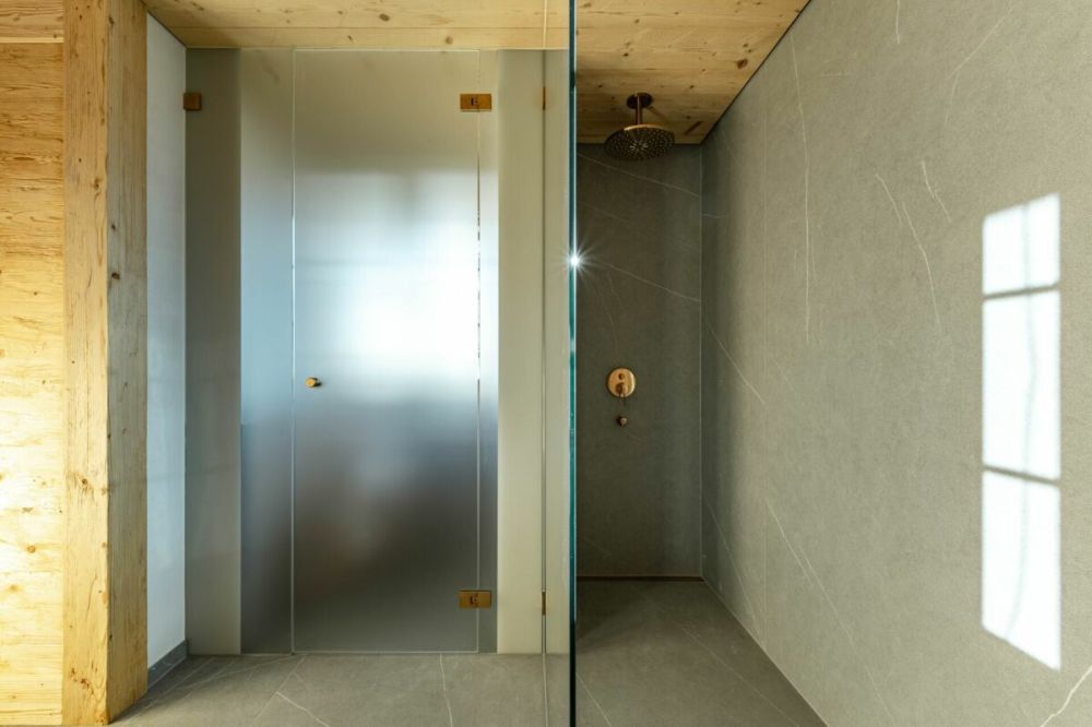 Neue 4.5-Zimmer-Ferienwohnung zwischen Saanen und Gstaad - Bild 13