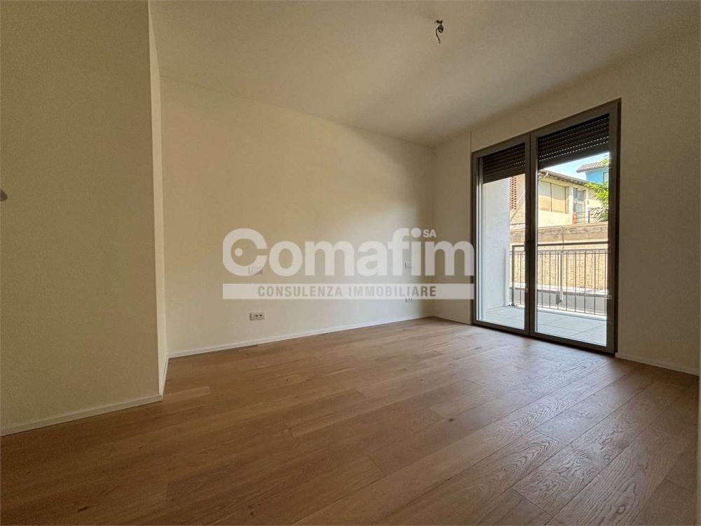 Chiasso : 2.5 locali al PT - Moderno con terrazzo - Bild 6