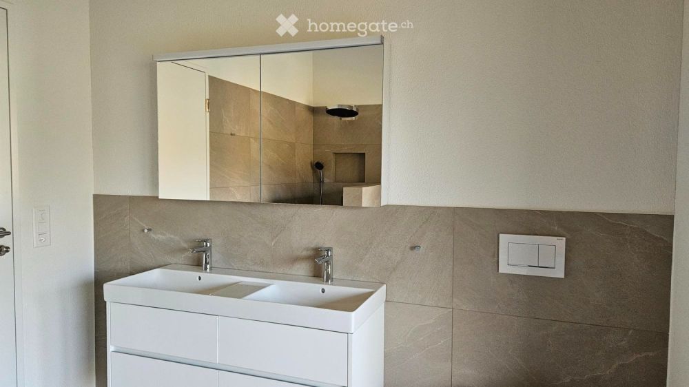 .5 Zimmer Maisonette Wohnung im DEFH mit Balkon und Garten -  Bild 2