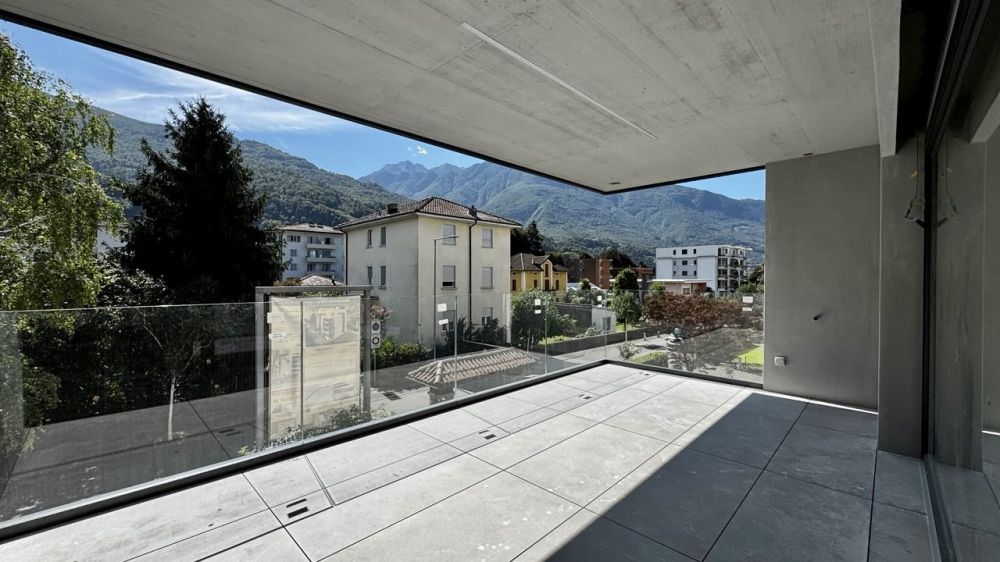 BELLINZONA - VENDESI ESCLUSIVO 3.5 LOCALI CON AMPIA TERRAZZA - Bild 1
