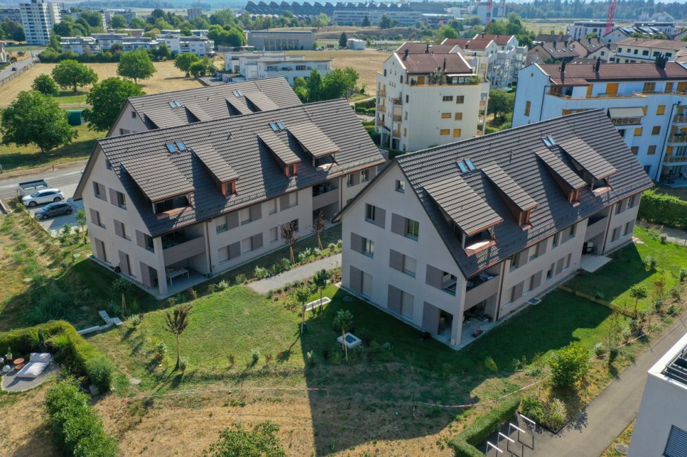 Neubau-Gartenwohnung mit moderner Haustechnik und offenem Grundriss - Luftbild