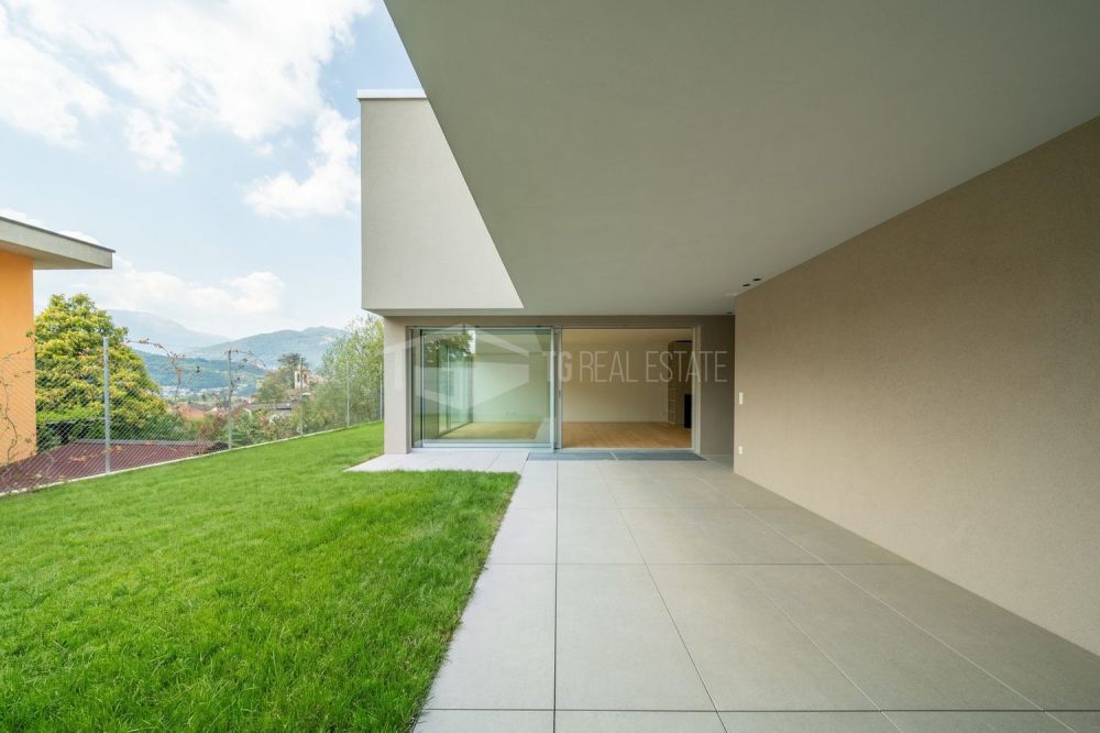 MODERNA CASA DI 5.5 LOCALI CON GIARDINO -  Bild 2
