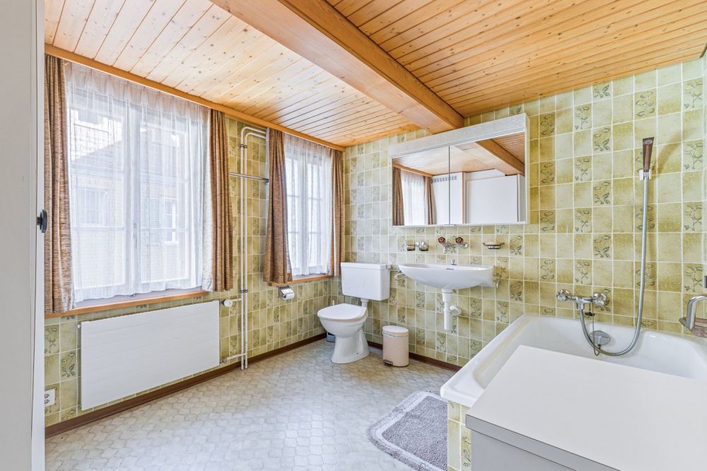 Haus mit Werkstatt und Einlegerwohnung -  Bild 10