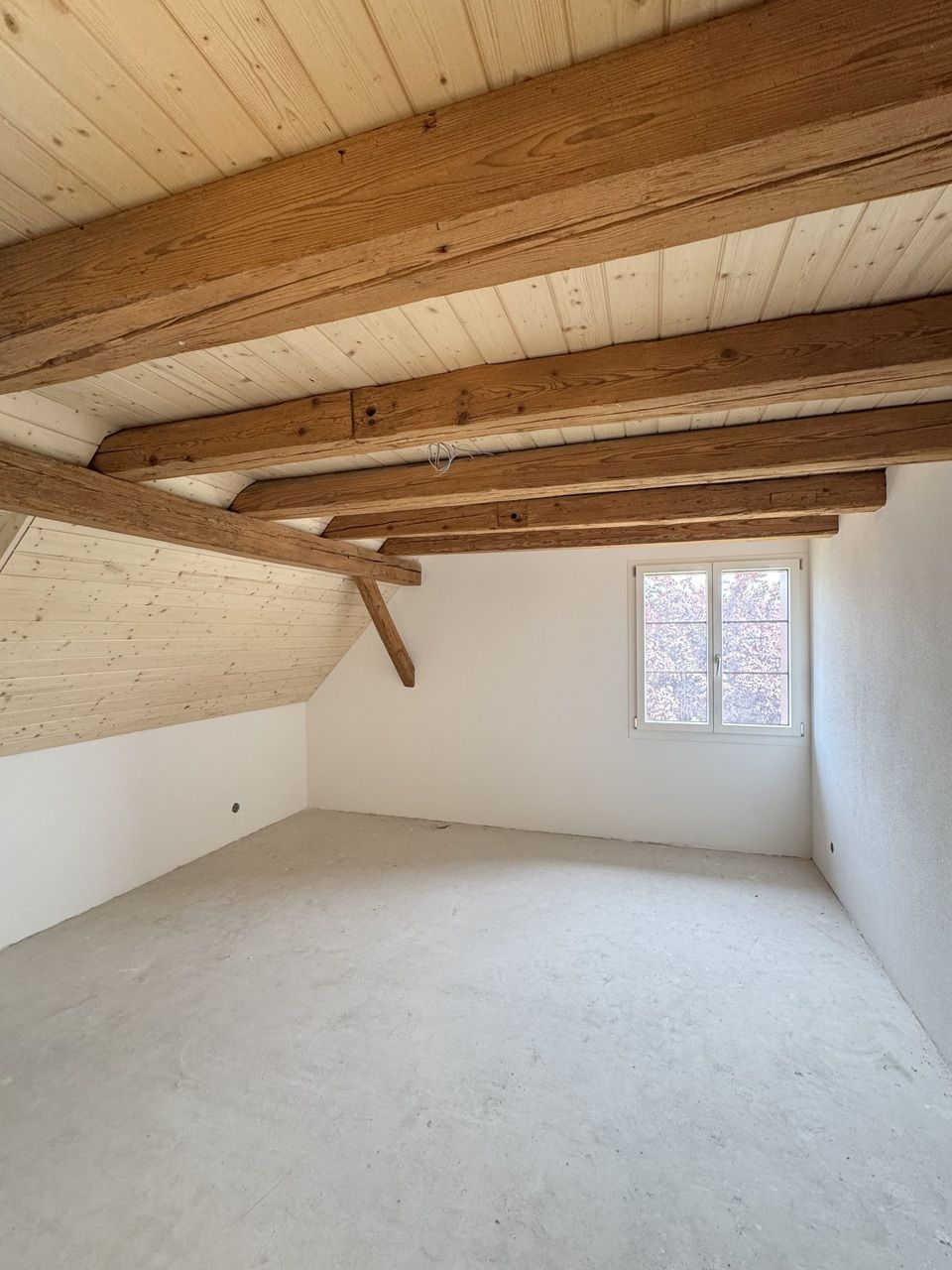 5.5 Zi. Maisonette Wohnung mit Balkon/Sitzplatz - Erstbezug -  Bild 4