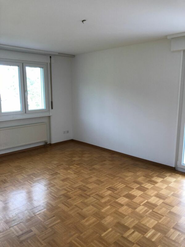 Espace et confort au 1er étage à Villaraboud - Bild 5