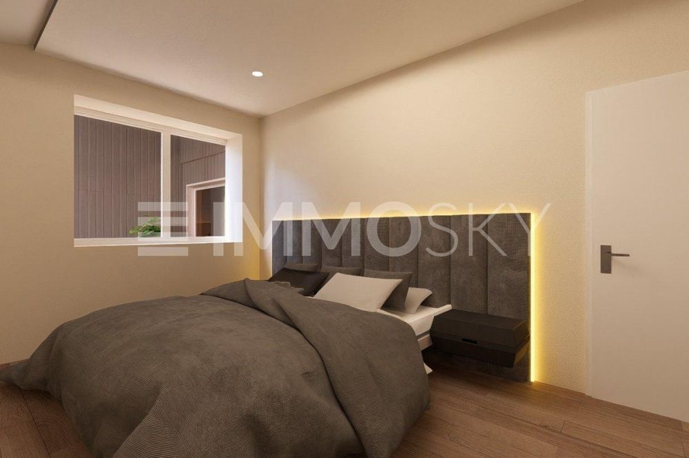 EXCLUSIVITÉ ! Un espace de vie généreux au cœur d"une ferme rénovée - Chambre parentale de 16 m2 avec espace de rangement de 10 m2