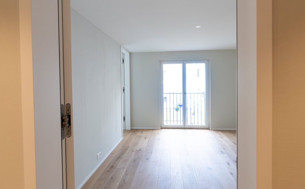 Moderne 4.5 Zimmerwohnung im Rosengarten – zentral, hochwertig und bezugsbereit -  Bild 4