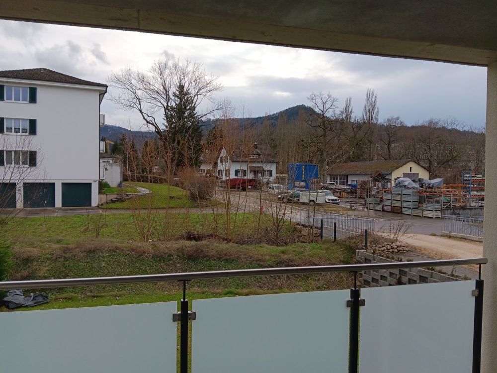 Grosszügige, moderne 3.5 Zimmerwohnung im ländlichen Büsserach, nahe Basel. - Bild 4