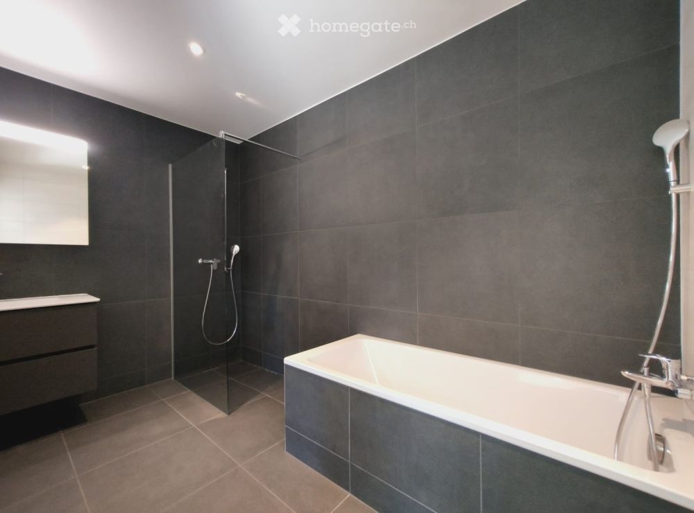 Prächtiges 6,5-Zimmer-Attikapartment mit Terrasse und Panoramablick in La Chaux-de-Fonds -  Bild 13