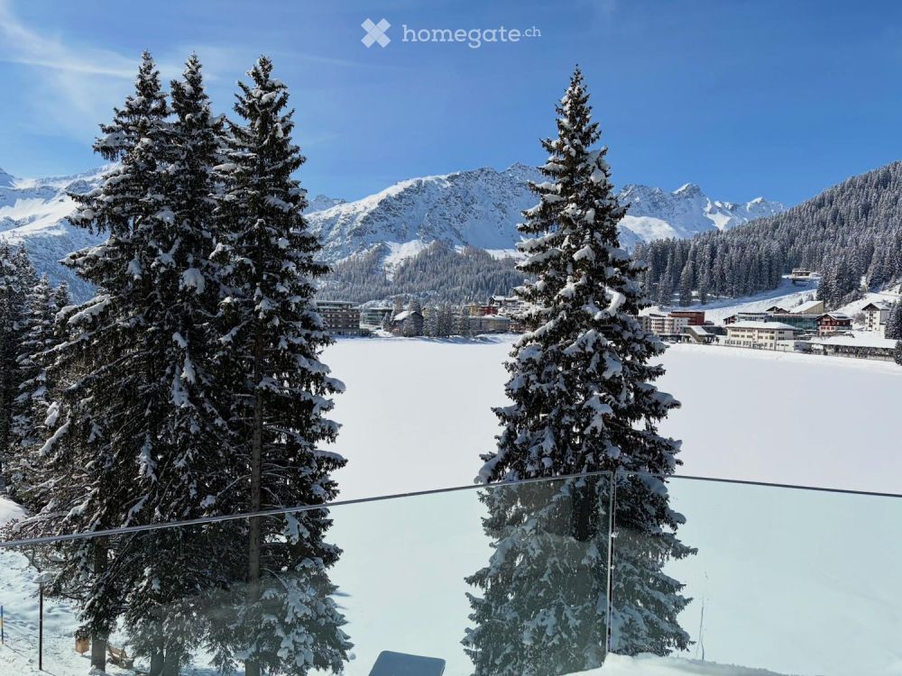 Exklusive 4-Zimmer-Neubau-Erstwohnung mit See- und Bergblick in Arosa -  Bild 9