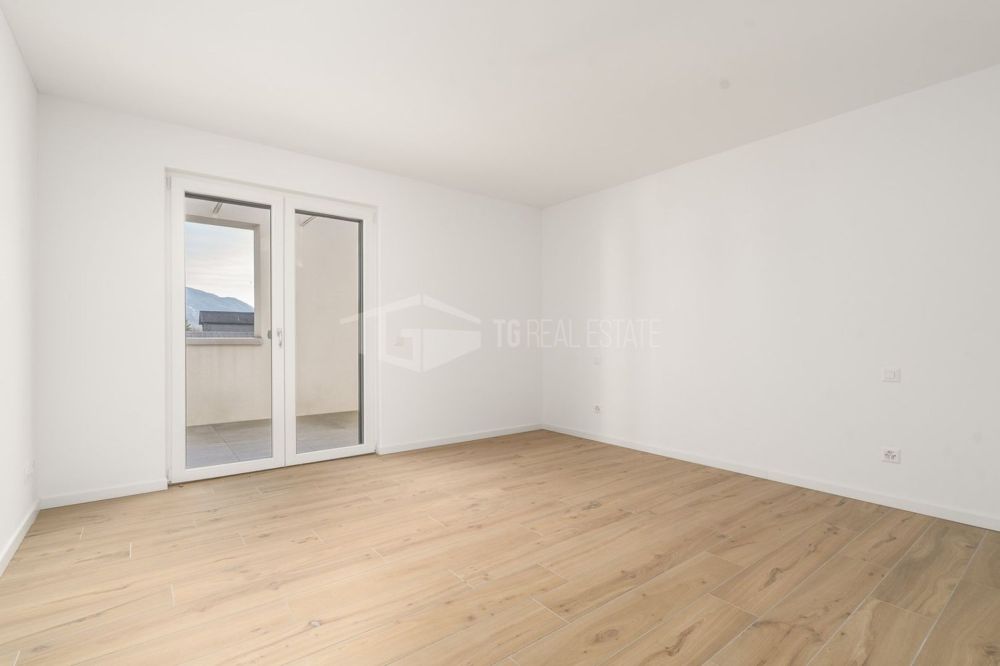 BEZAUBERNDE 5,5-ZIMMER-VILLA MIT GARTEN -  Bild 3