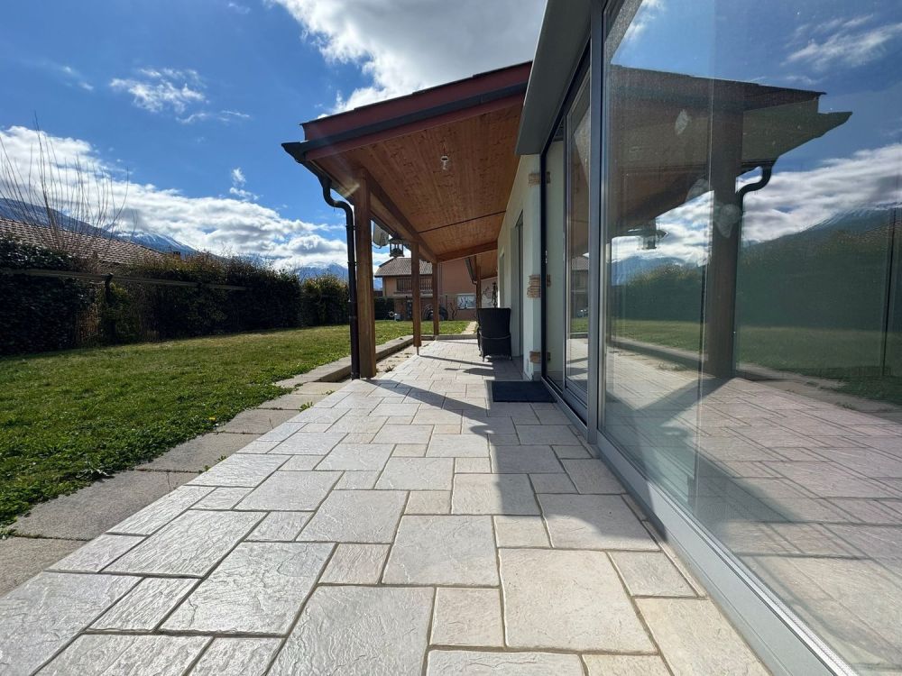 Villa familiale à Fully – 180 m² de confort et une hypothèque à 0,8 % ! -  Bild 1