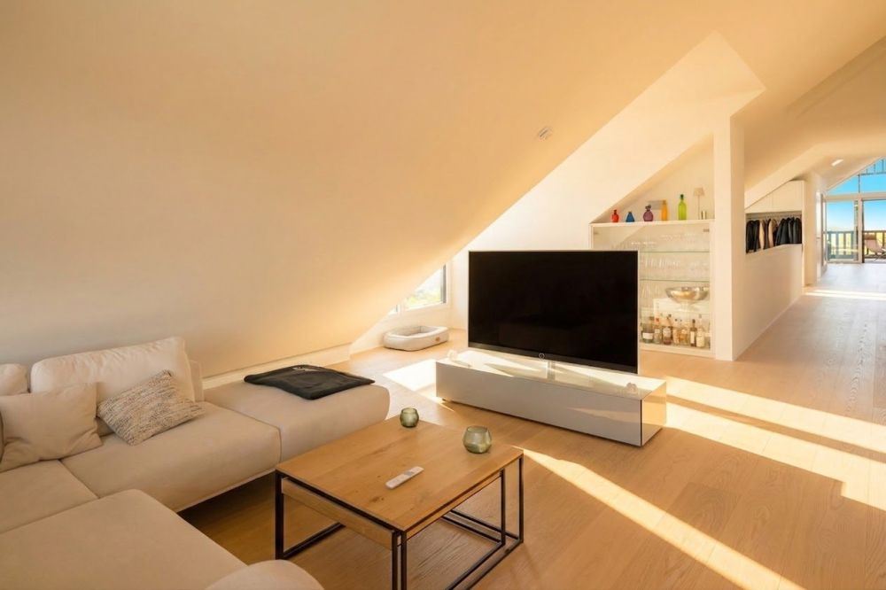 Exklusive 4.5-Zimmer-Dachwohnung: Luxuriöses Penthouse-Feeling über dem Nebelmeer -  Bild 13