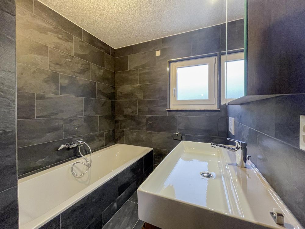 Lumière, jardin et vue lac ? Villa familiale à Écublens - Bild 9