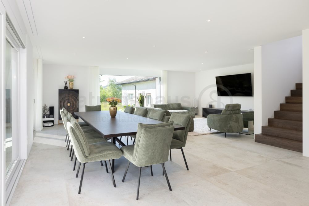 Modernes EFH in Heimiswil mit grossem Grundstück und Terrasse - Bild 4
