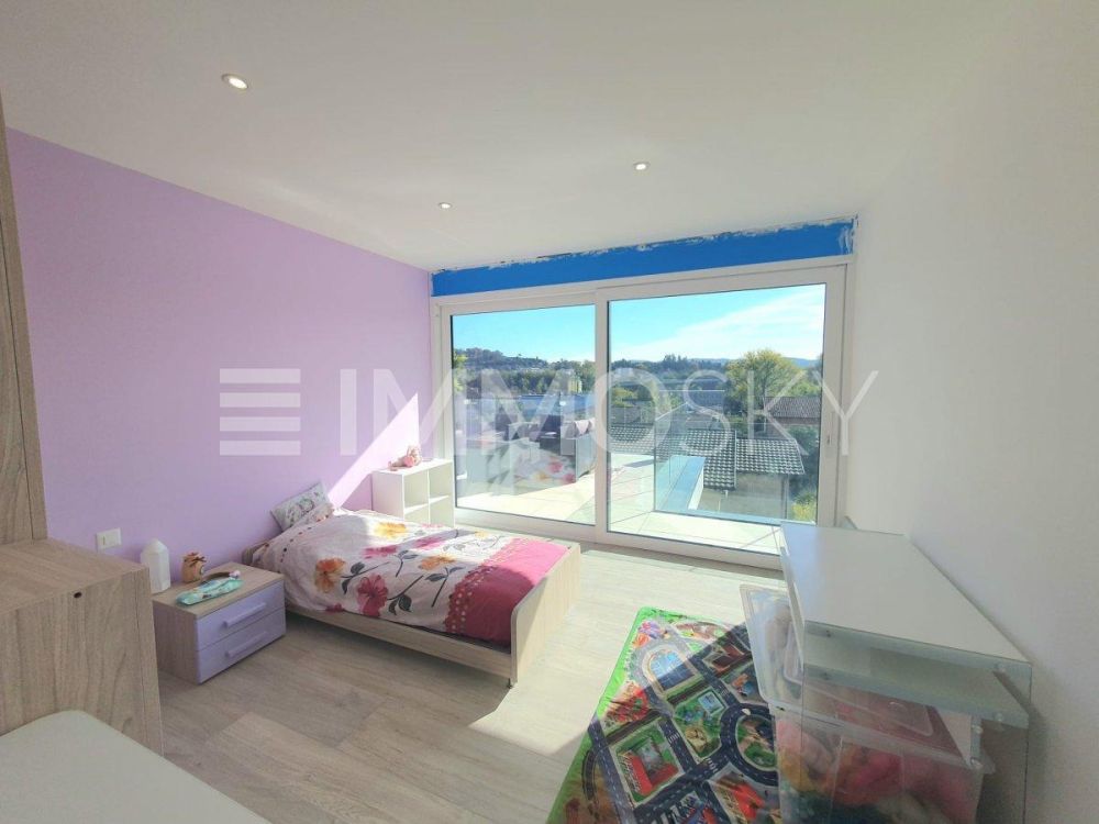 Villa Esclusiva con Piscina e Vista – Nuova Costruzione 2025 - La Tranquillità del Benessere Quotidiano