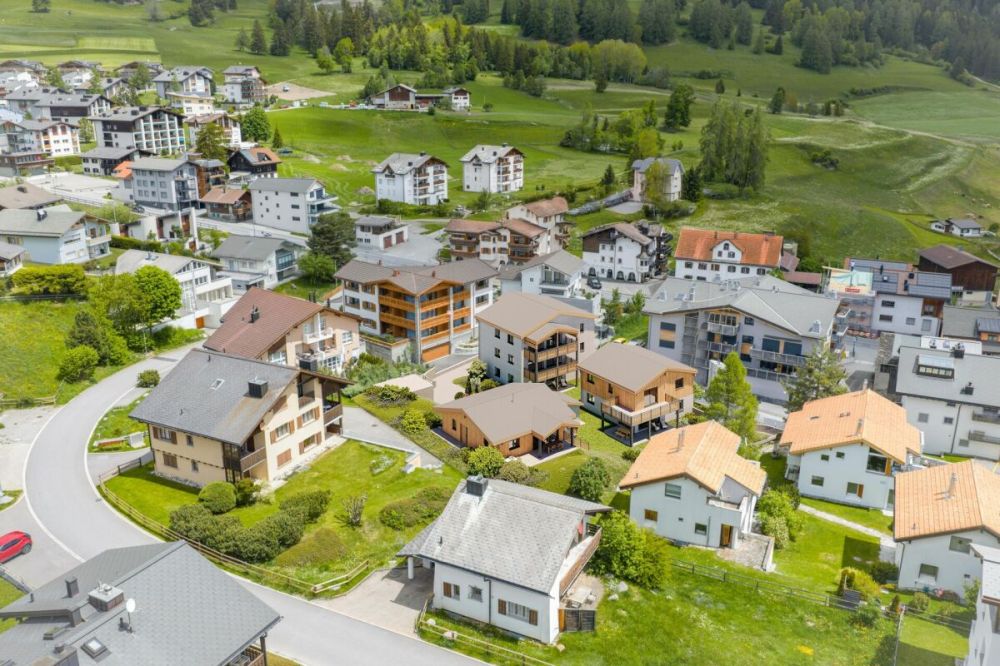 4.5-Zimmer Neubau-Gartenwohnung in der Ferienregion Lenzerheide -  Bild 2