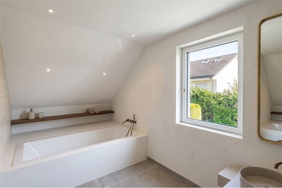 Exklusive 7 1/2-Zimmer Neubau-Dachwohnung -  Bild 5