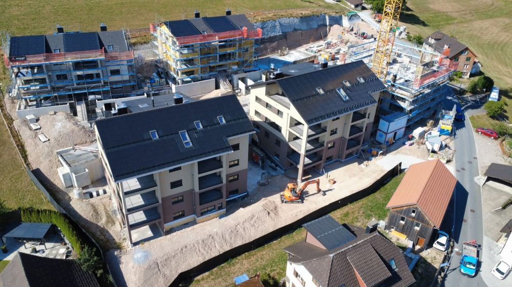 GOLDIG WOHNEN / NEUBAU / SONNE / AUSSICHT / RUHE / NATUR -  Bild 1