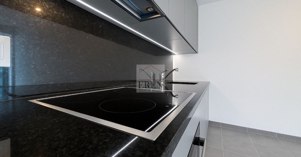 Superbe attique 2,5 pièces neuf avec grande terrasse de 42,50 m2 - Attique 2.5 pièces - image - 3