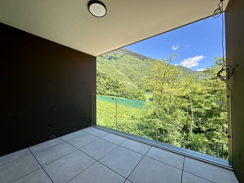 NEUE 2.5-ZIMMER-WOHUNG MIT GROSSEM BALKON IN LUMINO -  Bild 3