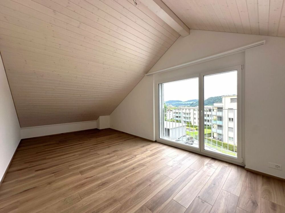 Wohnen mit Stil - hochwertiges 6.5-Zimmer-Haus mit viel Raum - Bild 12